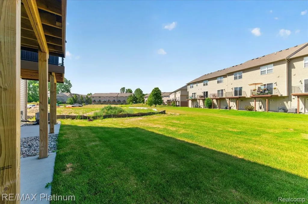 1687 Pinecroft Lane Howell Township MI 48855