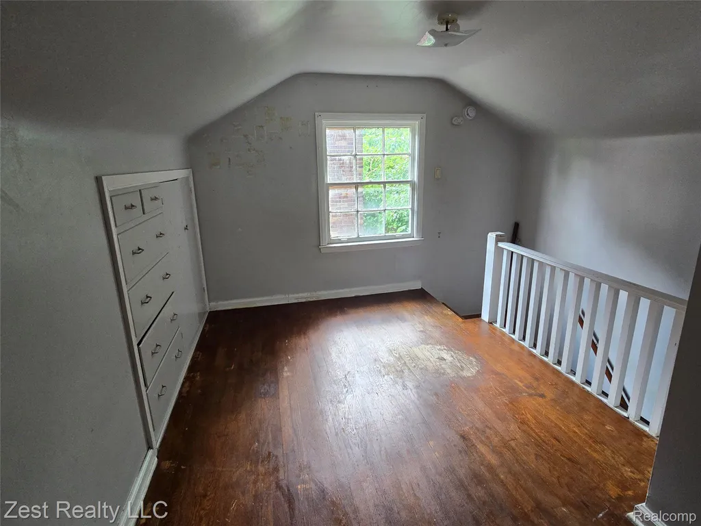 12055 Nashville Street Detroit City MI 48205