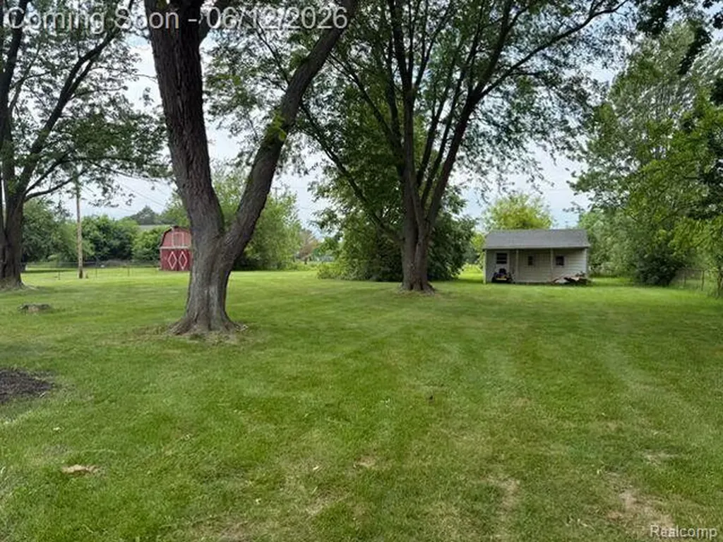 7470 Porter Road Grand Blanc Charter Township MI 48439