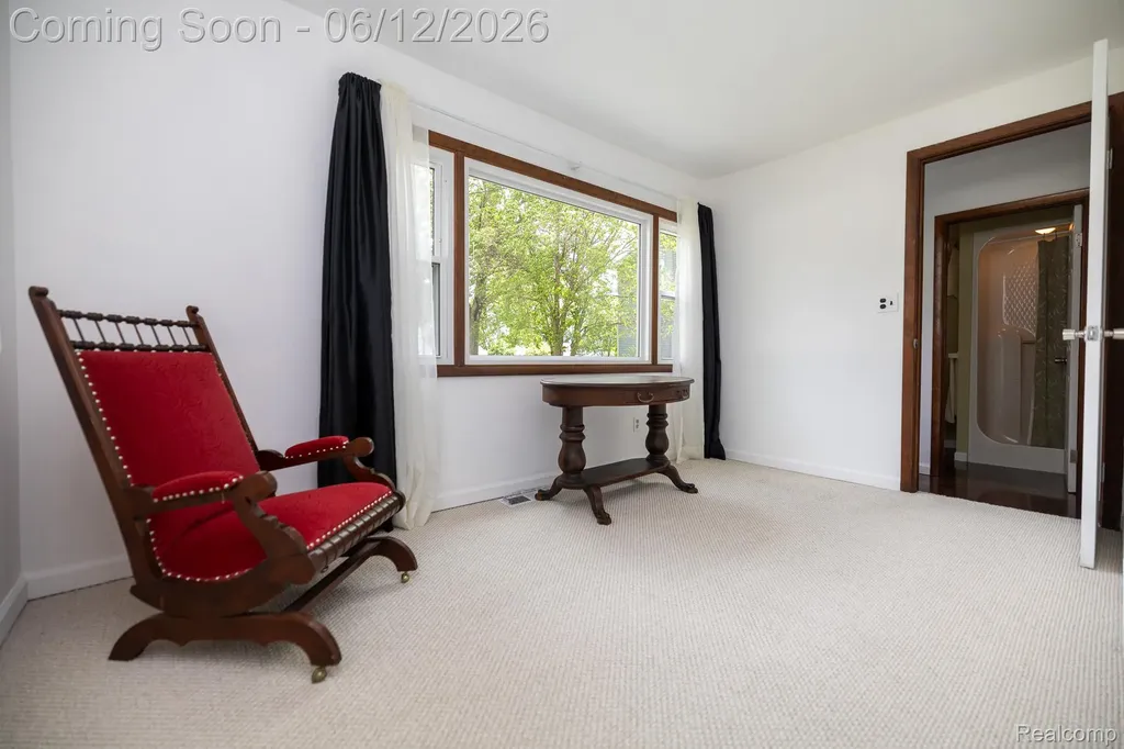 8691 Cooley Lake Road Commerce Charter Township MI 48382