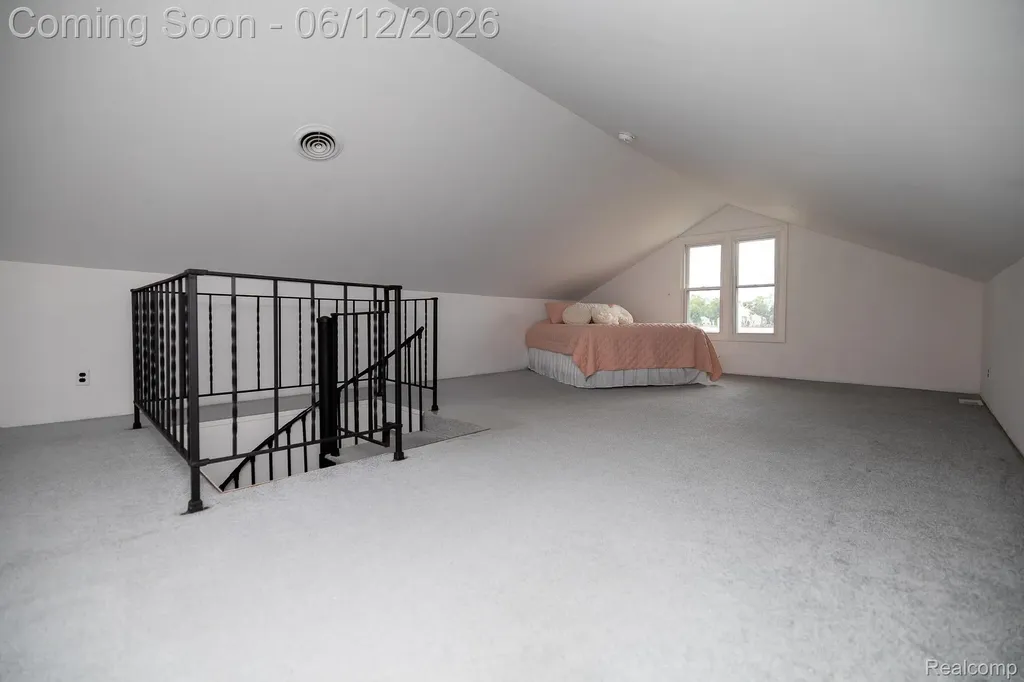 8691 Cooley Lake Road Commerce Charter Township MI 48382