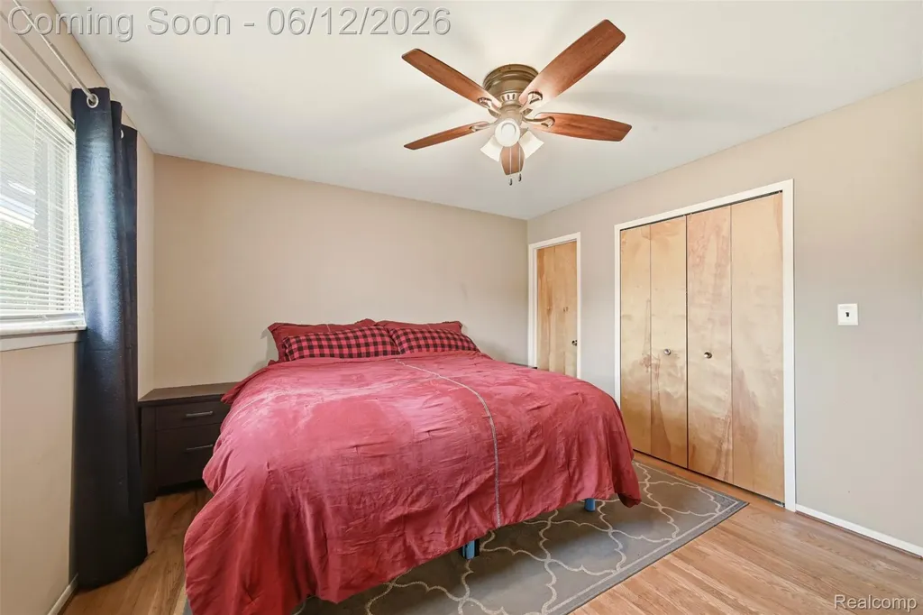 27827 Westcott Crescent Circle Farmington Hills City MI 48334