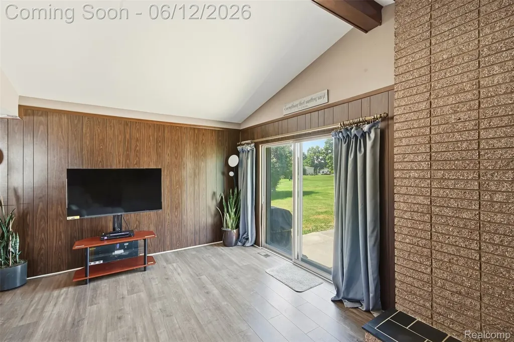27827 Westcott Crescent Circle Farmington Hills City MI 48334