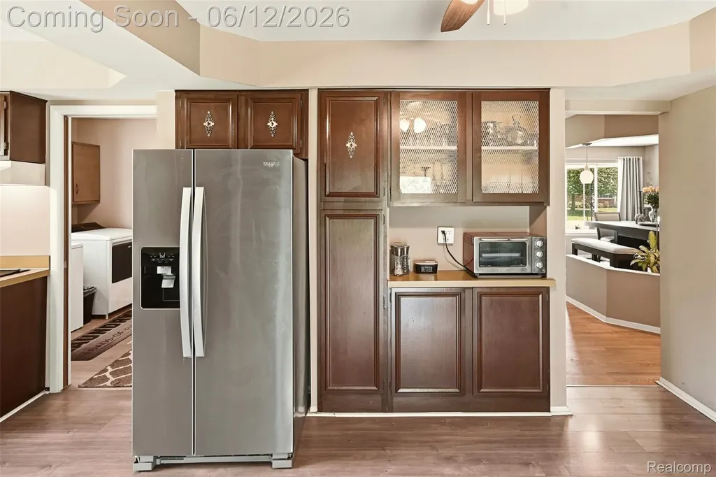 27827 Westcott Crescent Circle Farmington Hills City MI 48334