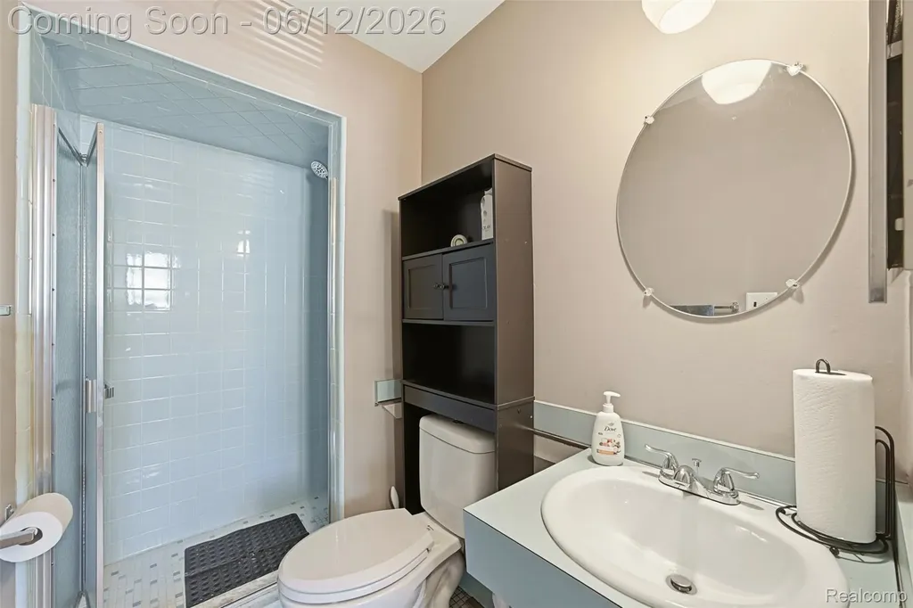 27827 Westcott Crescent Circle Farmington Hills City MI 48334