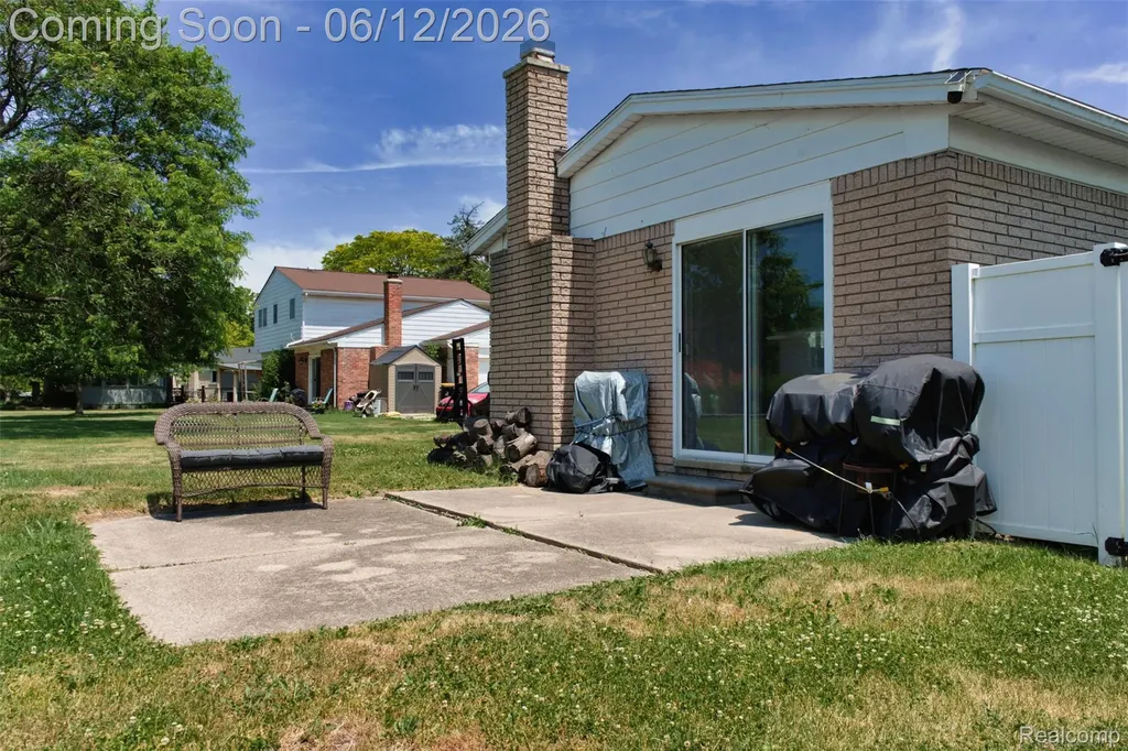 27827 Westcott Crescent Circle Farmington Hills City MI 48334