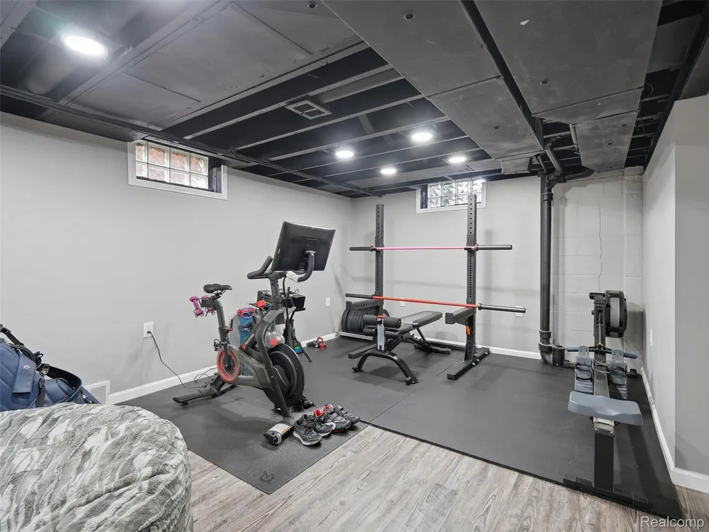 622 N Rembrandt Avenue Royal Oak City MI 48067