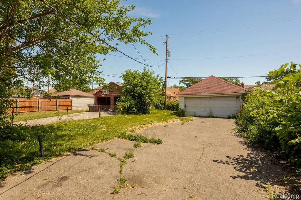 5540 Audubon Road Detroit City MI 48224