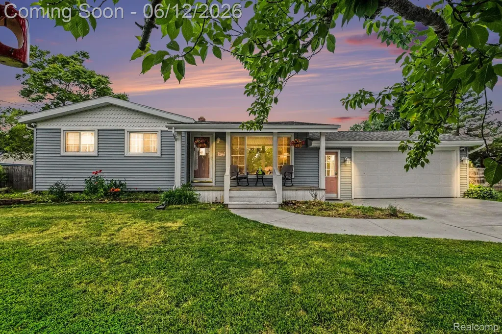 3474 Bilsky Street Burton City MI 48519