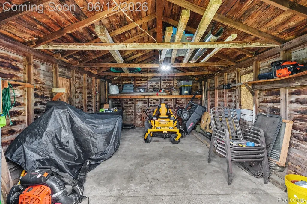 3474 Bilsky Street Burton City MI 48519