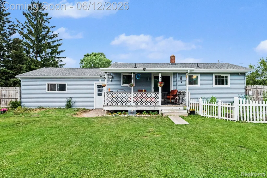 3474 Bilsky Street Burton City MI 48519