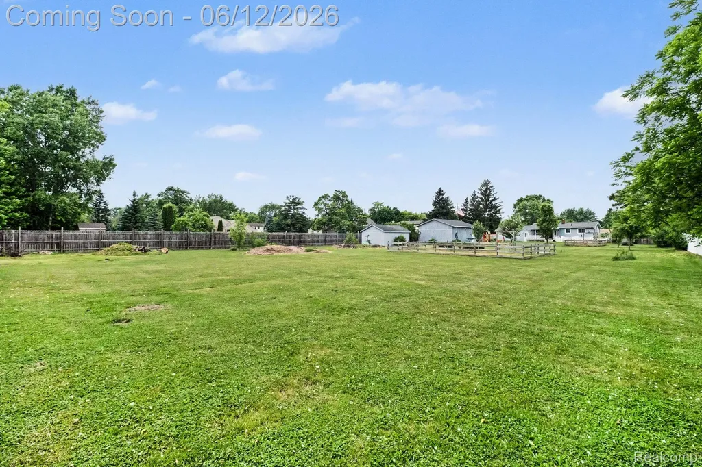 3474 Bilsky Street Burton City MI 48519