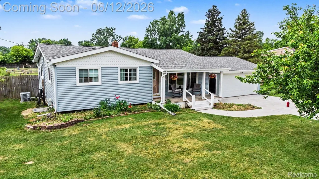 3474 Bilsky Street Burton City MI 48519