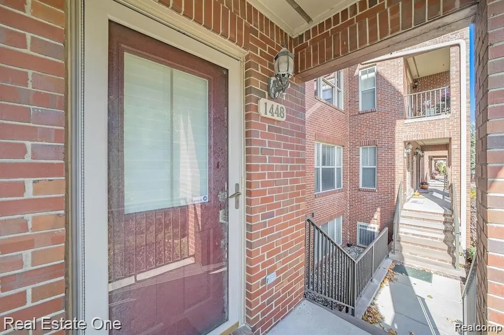 1448 S Main Street Royal Oak City MI 48067