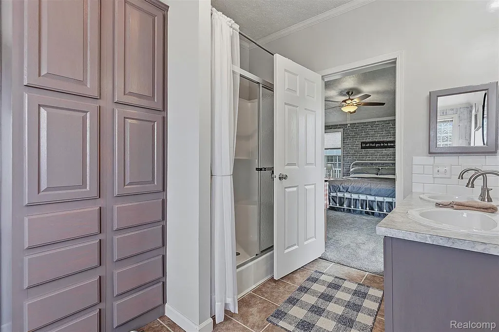 57510 Old Red Lane Lenox Township MI 48048