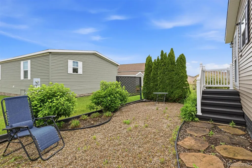57510 Old Red Lane Lenox Township MI 48048