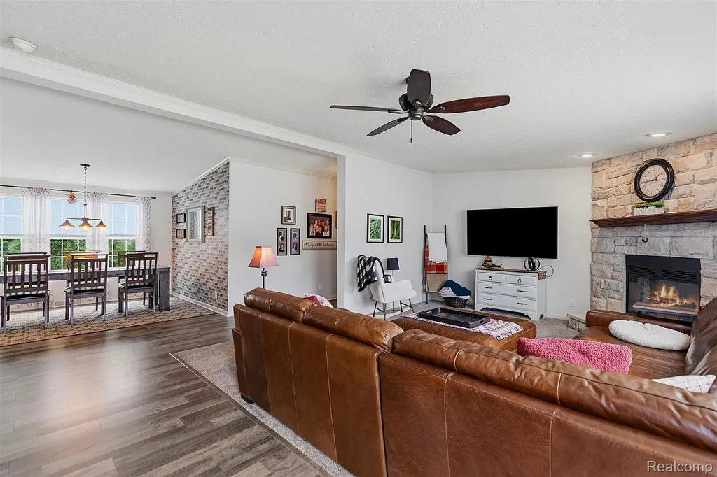57510 Old Red Lane Lenox Township MI 48048