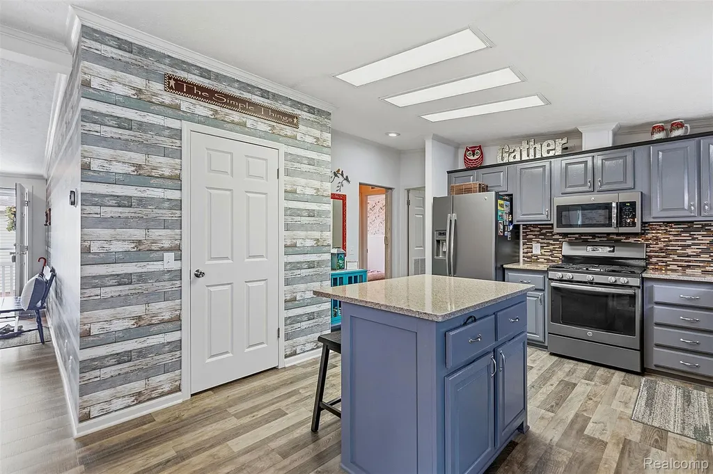 57510 Old Red Lane Lenox Township MI 48048