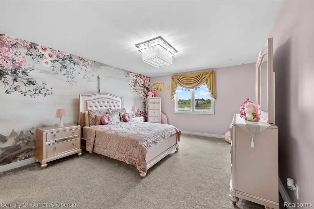 18091 Peninsula Way Northville Township MI 48168