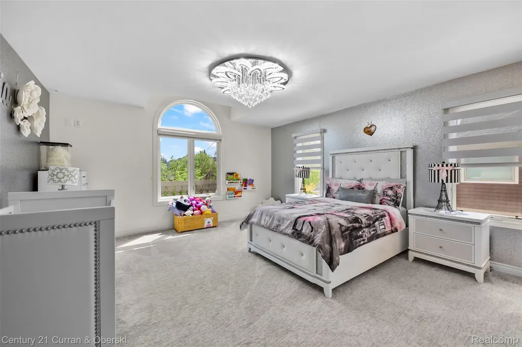18091 Peninsula Way Northville Township MI 48168