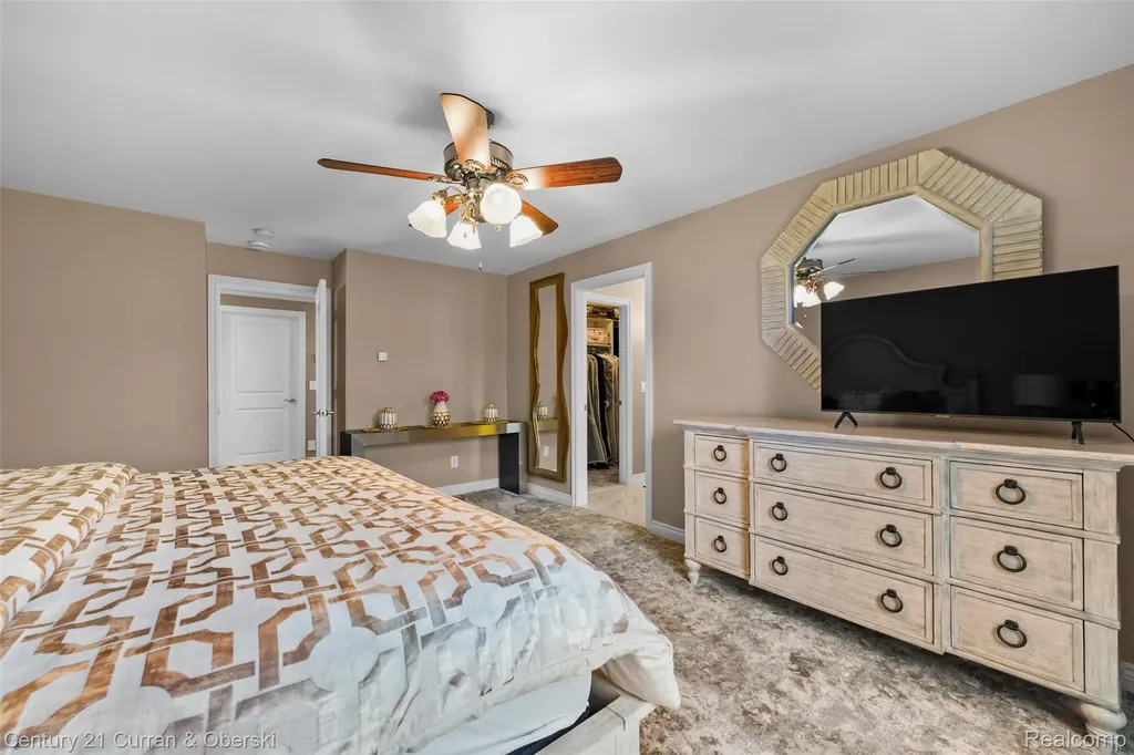 18091 Peninsula Way Northville Township MI 48168
