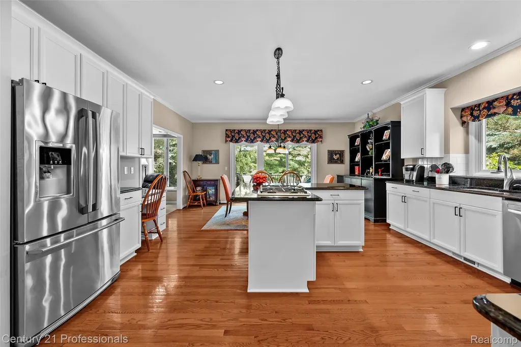 3251 Long Meadow Court West Bloomfield Charter Township MI 48324