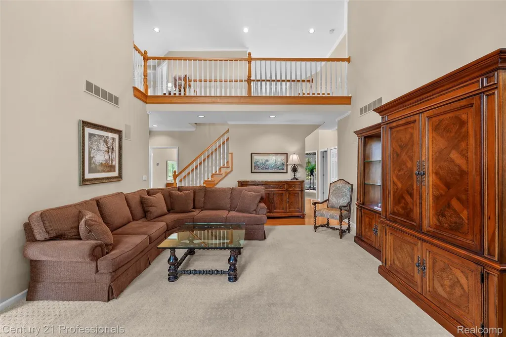 3251 Long Meadow Court West Bloomfield Charter Township MI 48324