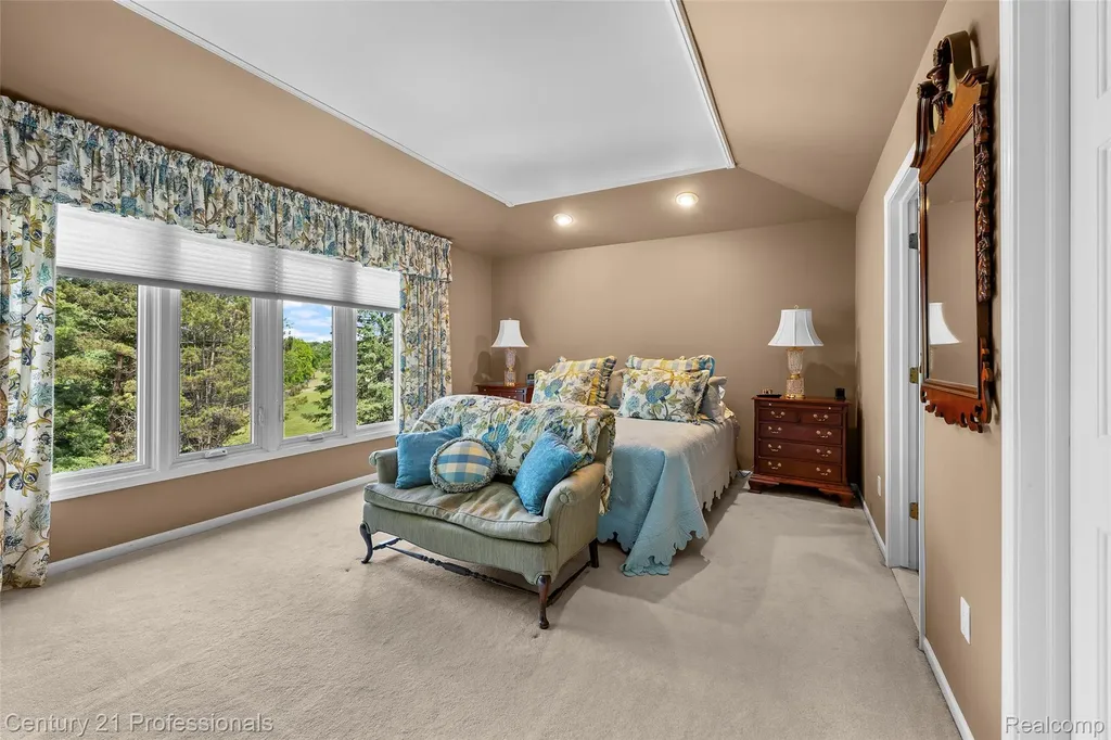 3251 Long Meadow Court West Bloomfield Charter Township MI 48324