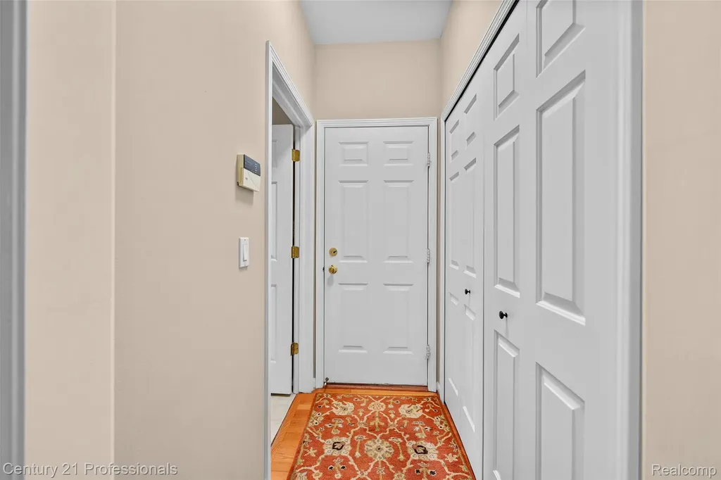 3251 Long Meadow Court West Bloomfield Charter Township MI 48324