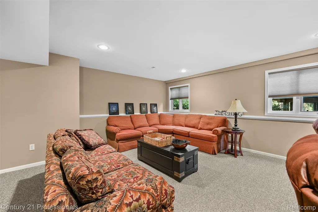 3251 Long Meadow Court West Bloomfield Charter Township MI 48324