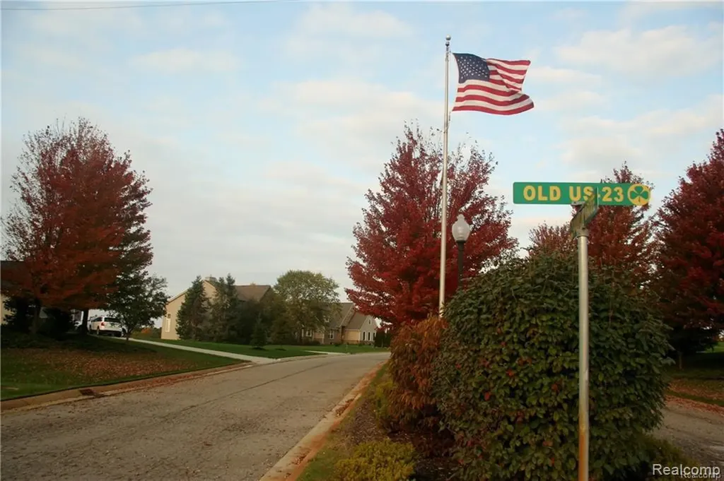 68 Donegal Court Tyrone Township MI 48430