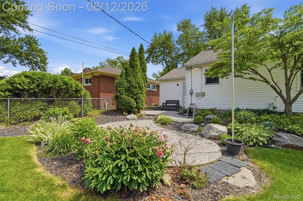 330 Whipple Street South Lyon City MI 48178