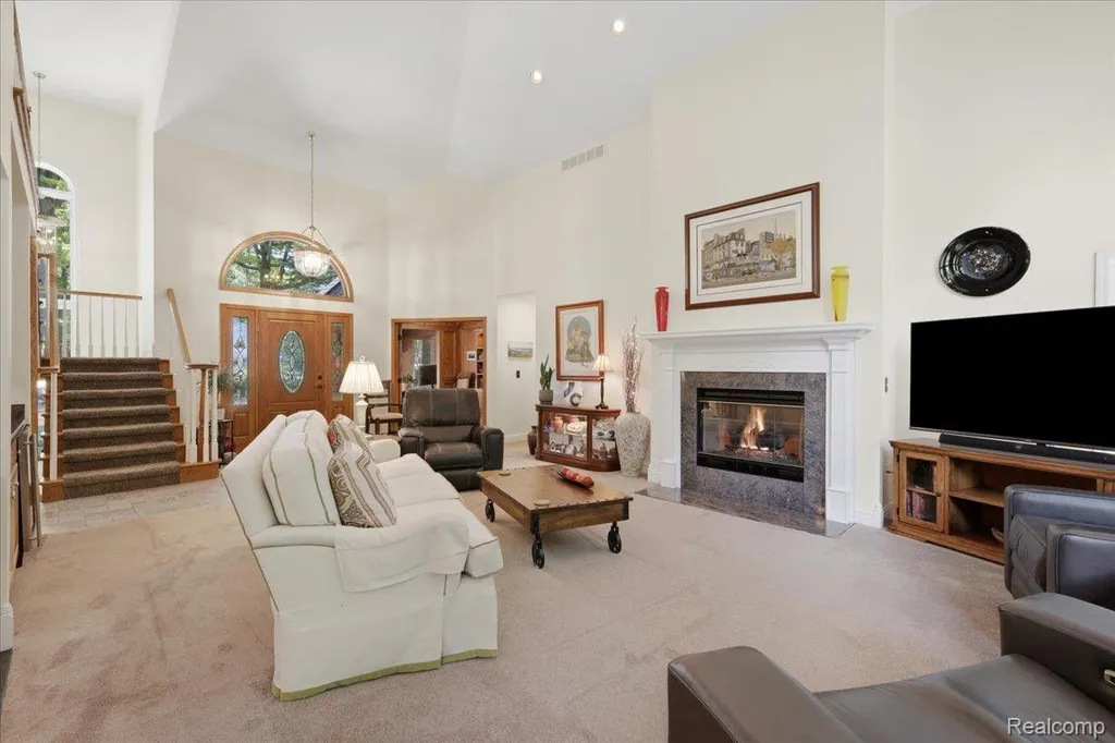 10005 Creekwood Trail Springfield Charter Township MI 48350