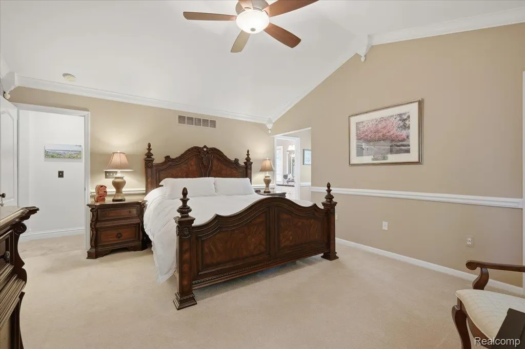 10005 Creekwood Trail Springfield Charter Township MI 48350