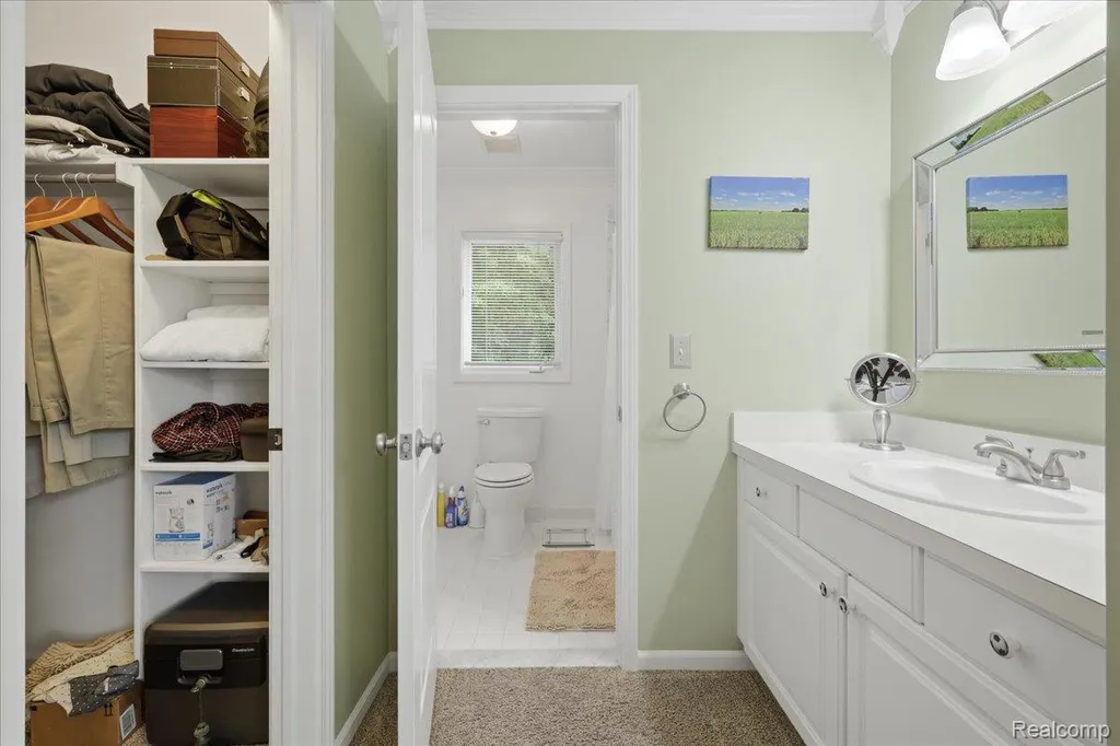 10005 Creekwood Trail Springfield Charter Township MI 48350