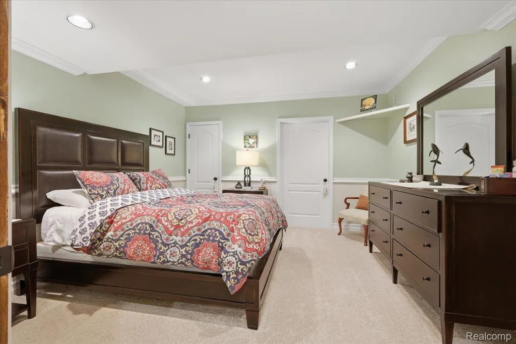 10005 Creekwood Trail Springfield Charter Township MI 48350