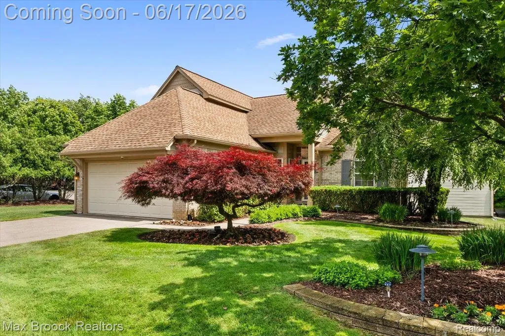 34896 Pennington Drive Farmington Hills City MI 48335