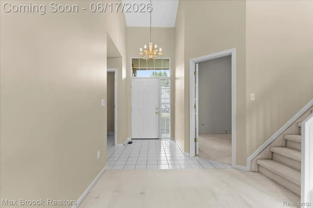 34896 Pennington Drive Farmington Hills City MI 48335