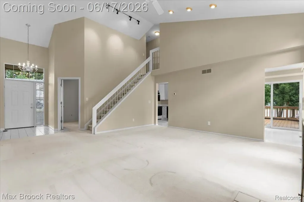 34896 Pennington Drive Farmington Hills City MI 48335