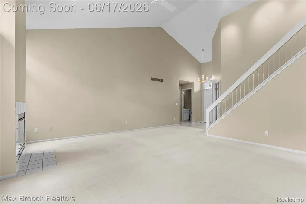 34896 Pennington Drive Farmington Hills City MI 48335