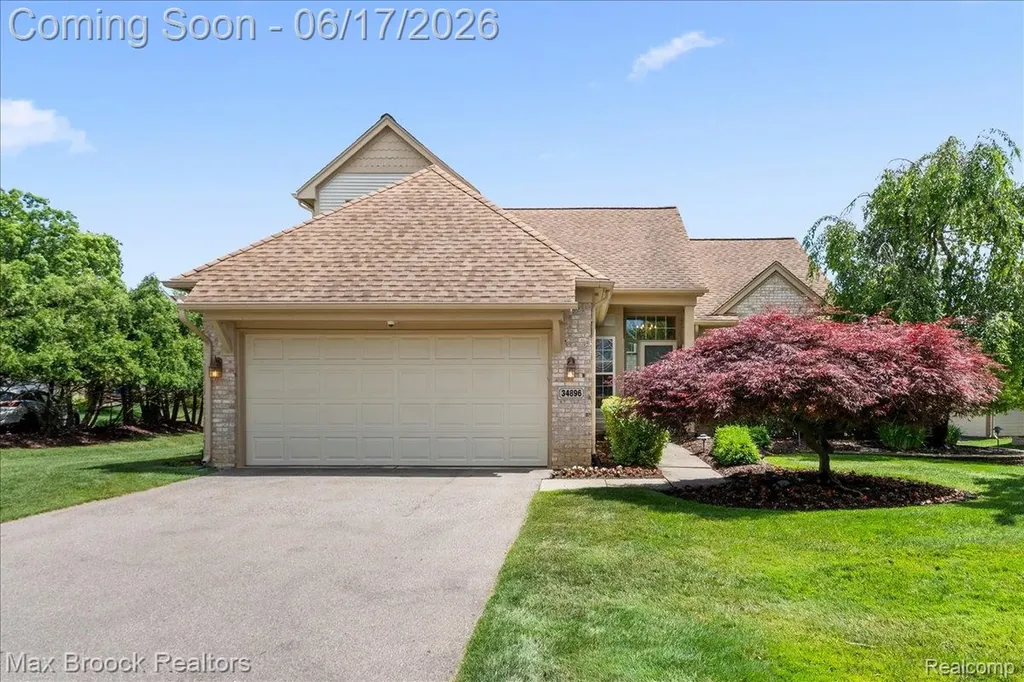 34896 Pennington Drive Farmington Hills City MI 48335