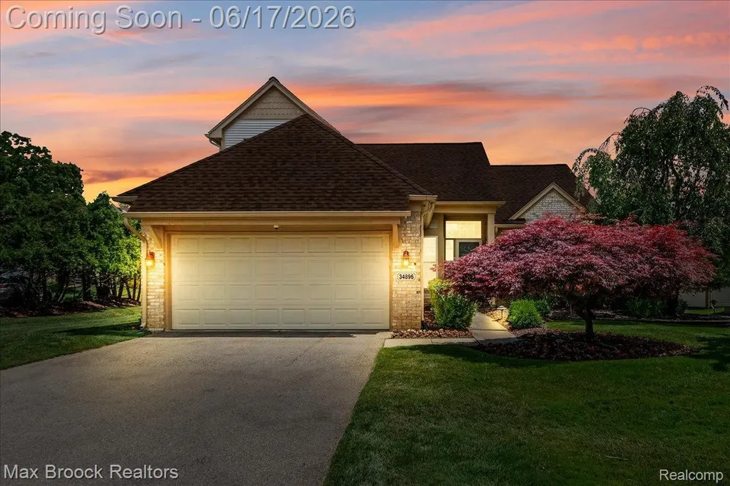 34896 Pennington Drive Farmington Hills City MI 48335