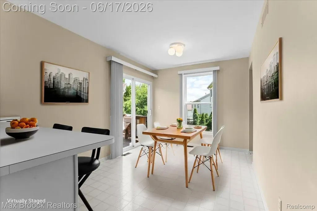 34896 Pennington Drive Farmington Hills City MI 48335