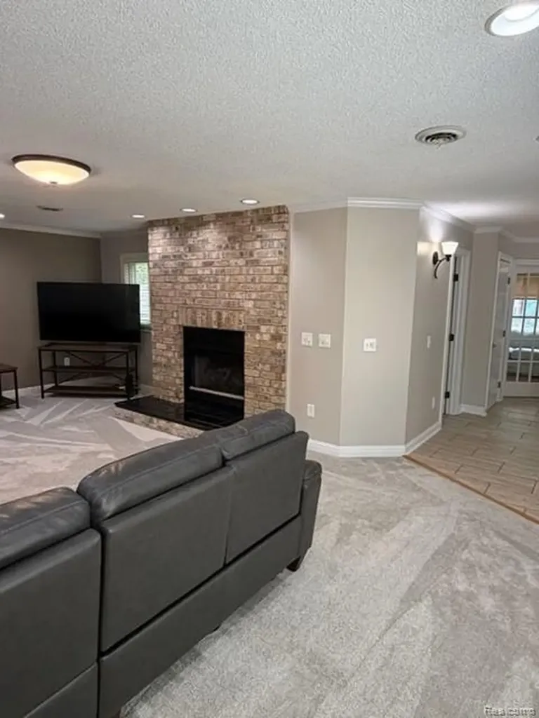 4790 Meridian Road Williamstown Township MI 48895