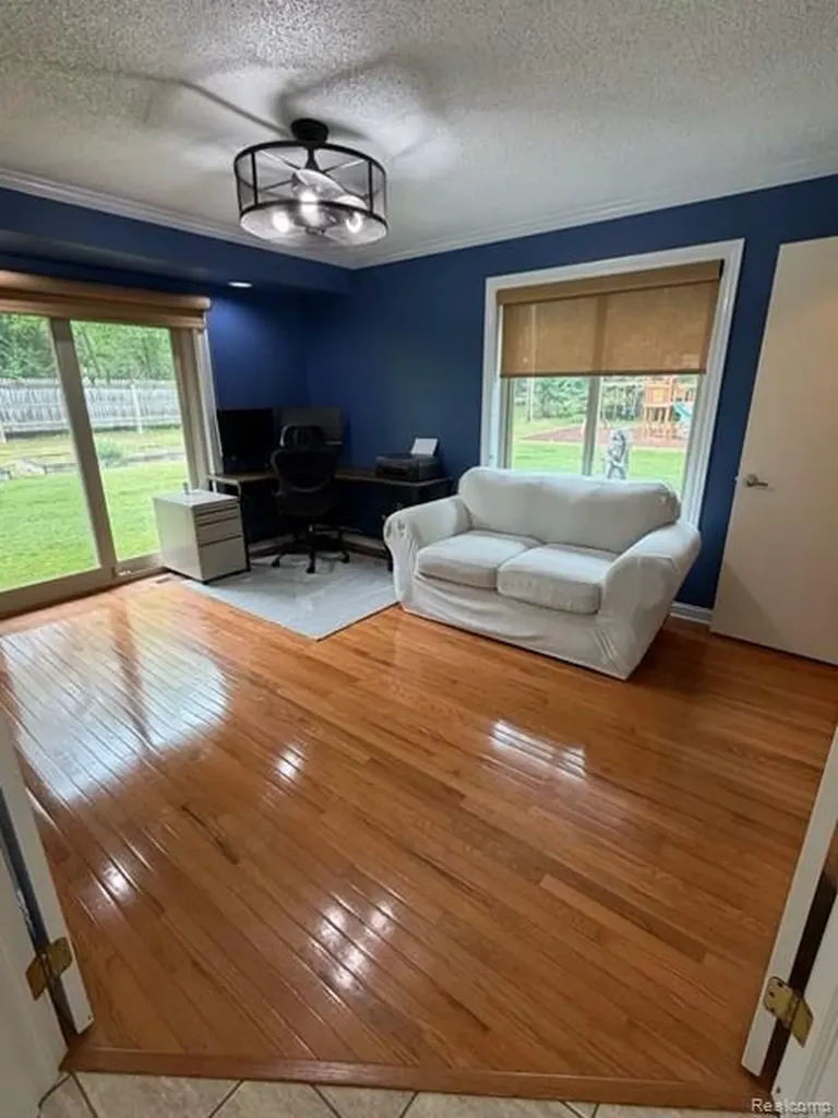 4790 Meridian Road Williamstown Township MI 48895