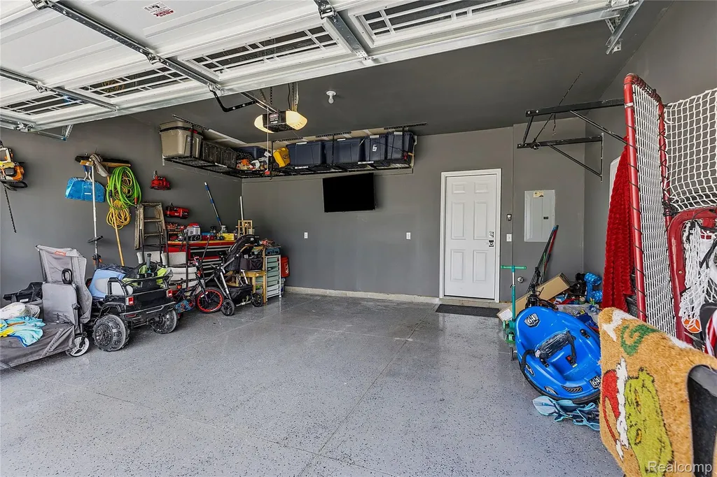 2401 Salt Springs Drive Saline Township MI 48176