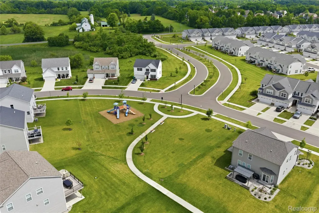 2401 Salt Springs Drive Saline Township MI 48176