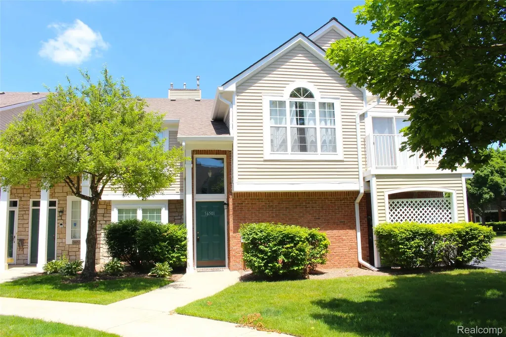 56501 Chesapeake Trail Shelby Charter Township MI 48316