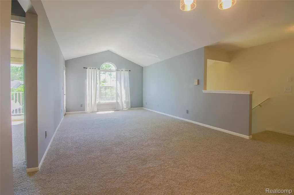 56501 Chesapeake Trail Shelby Charter Township MI 48316