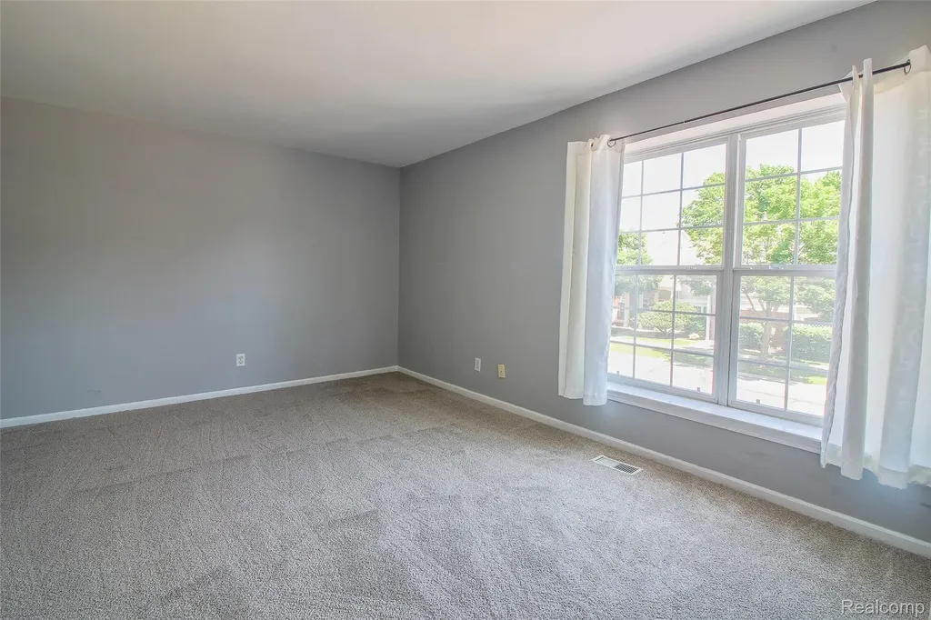 56501 Chesapeake Trail Shelby Charter Township MI 48316